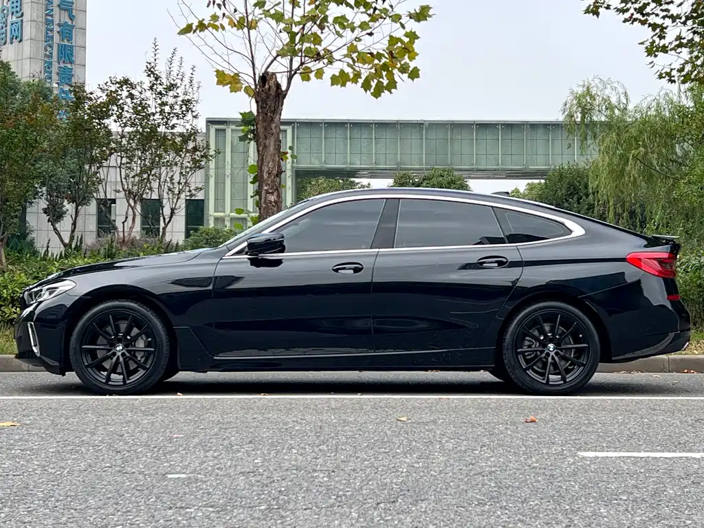 BMW 6 Series GT — миниатюра 5