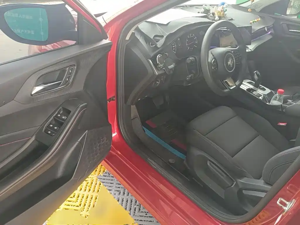 MG MG5 — миниатюра 16
