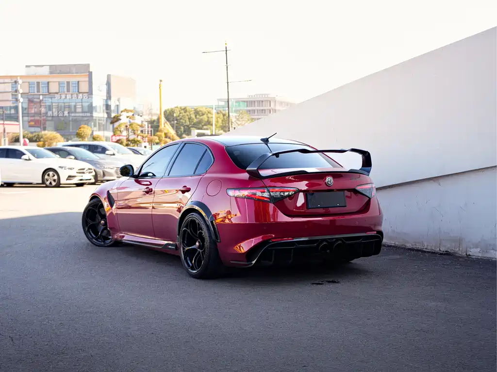 Alfa Romeo Giulia — миниатюра 5
