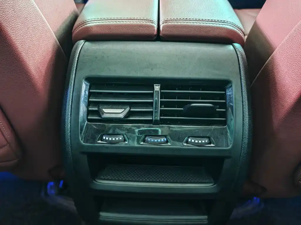 BMW X5 — миниатюра 6