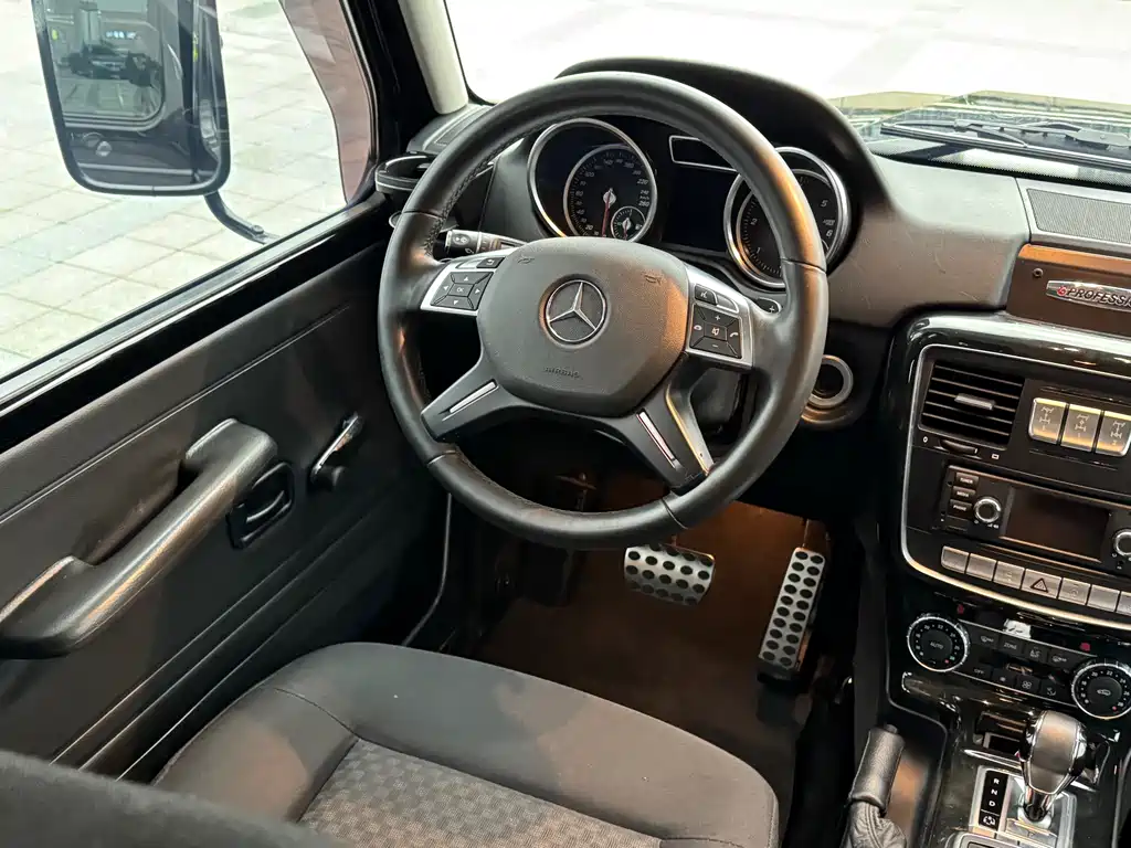 MERCEDES-BENZ G CLASS