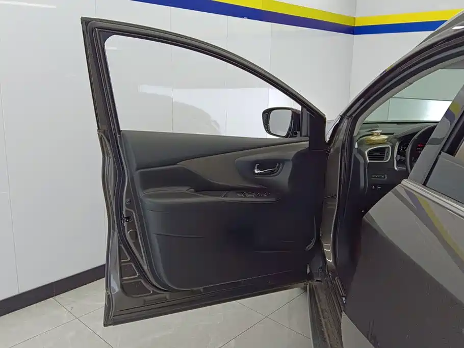 Nissan Murano — миниатюра 7