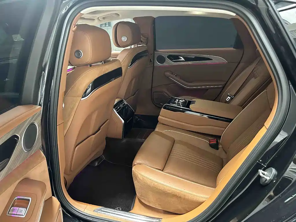 Hongqi H9 2020 2.0T