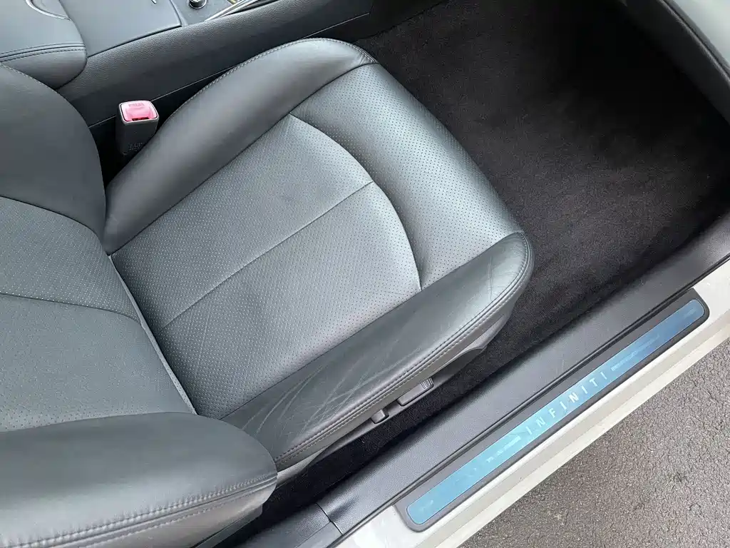 Infiniti G — миниатюра 9