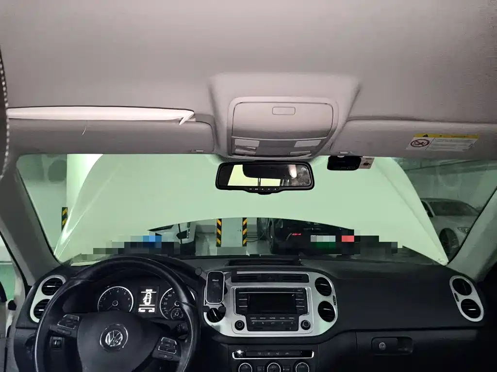 Volkswagen Tiguan — миниатюра 14
