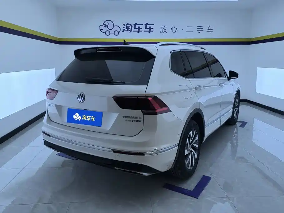 Volkswagen Tiguan L PHEV — миниатюра 3