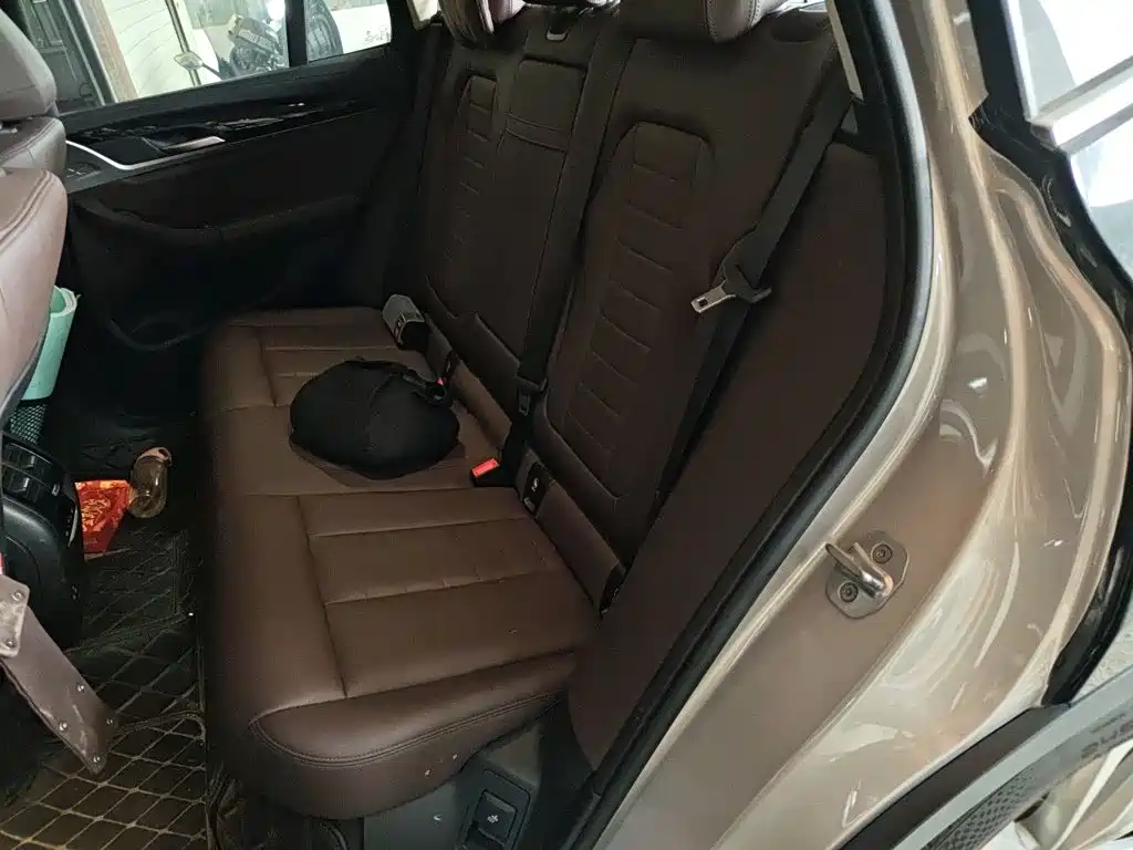 BMW X3 — миниатюра 15
