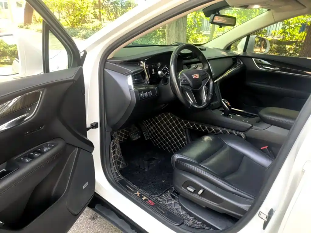 Cadillac XT5 — миниатюра 16