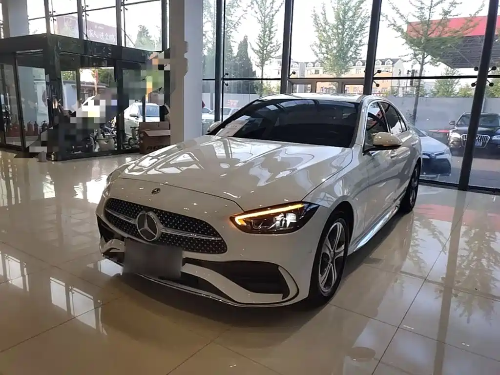Mercedes-Benz C-Class 2022