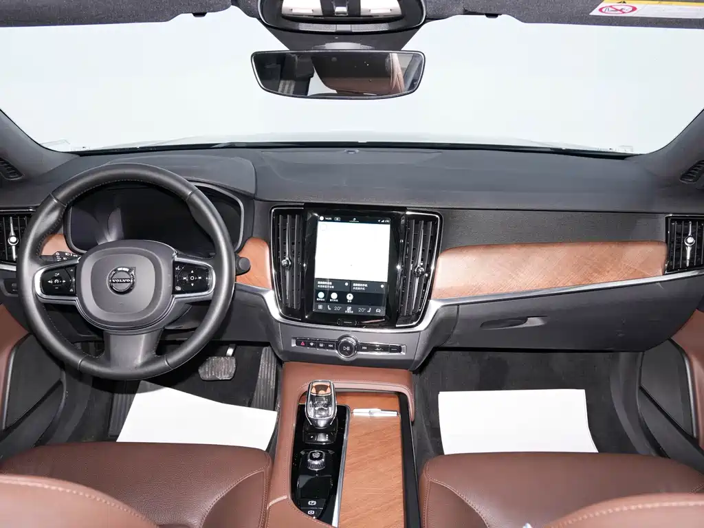 Volvo S90 — миниатюра 17