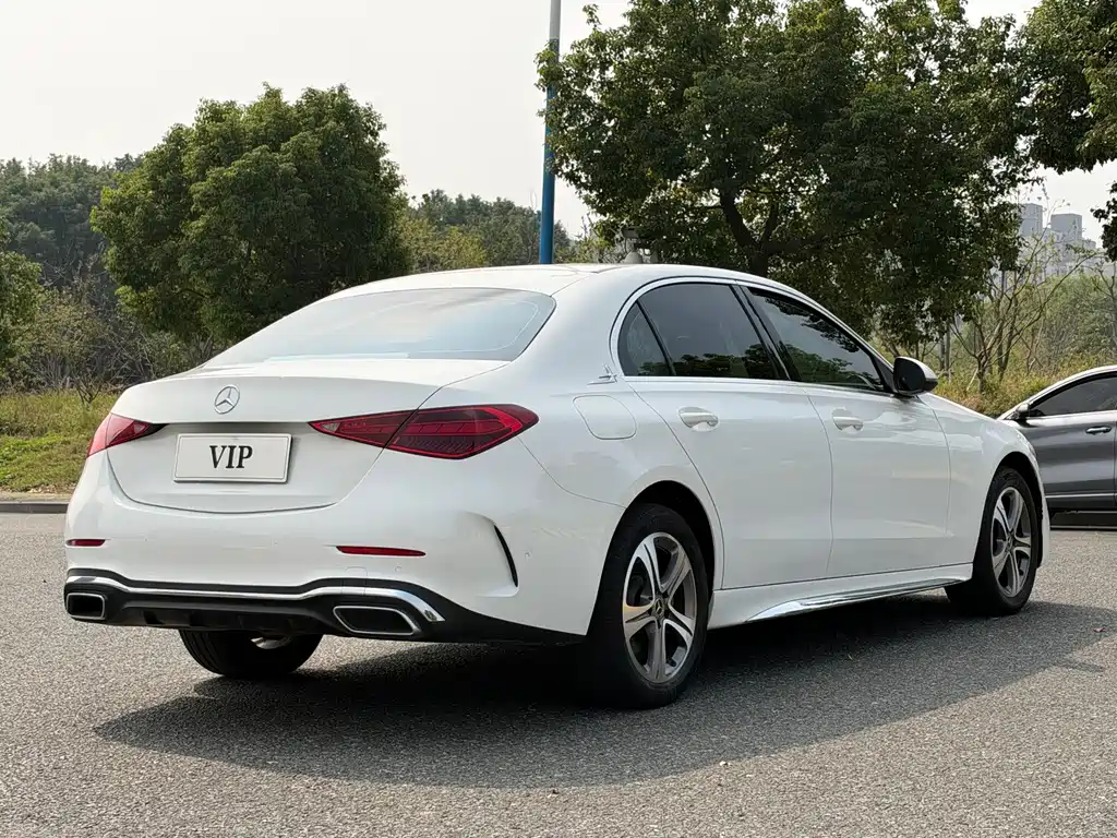 Mercedes-Benz C-Class — миниатюра 5