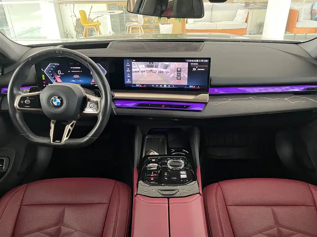 BMW 5 Series — миниатюра 9