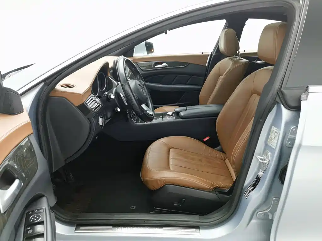 Mercedes-Benz CLS — миниатюра 10