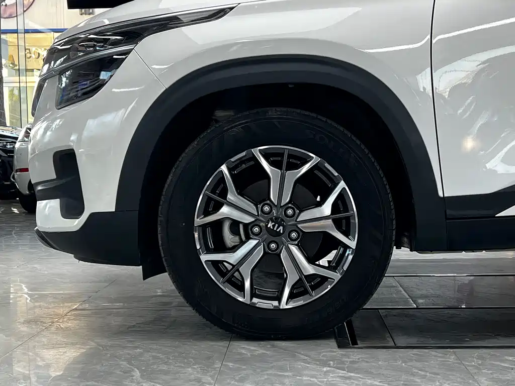 Kia KX3 — миниатюра 8