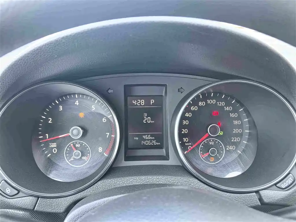 Volkswagen Golf — миниатюра 16