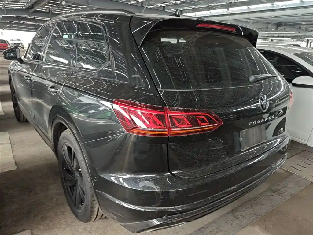 Volkswagen Touareg 2022 3.0TSI Sport