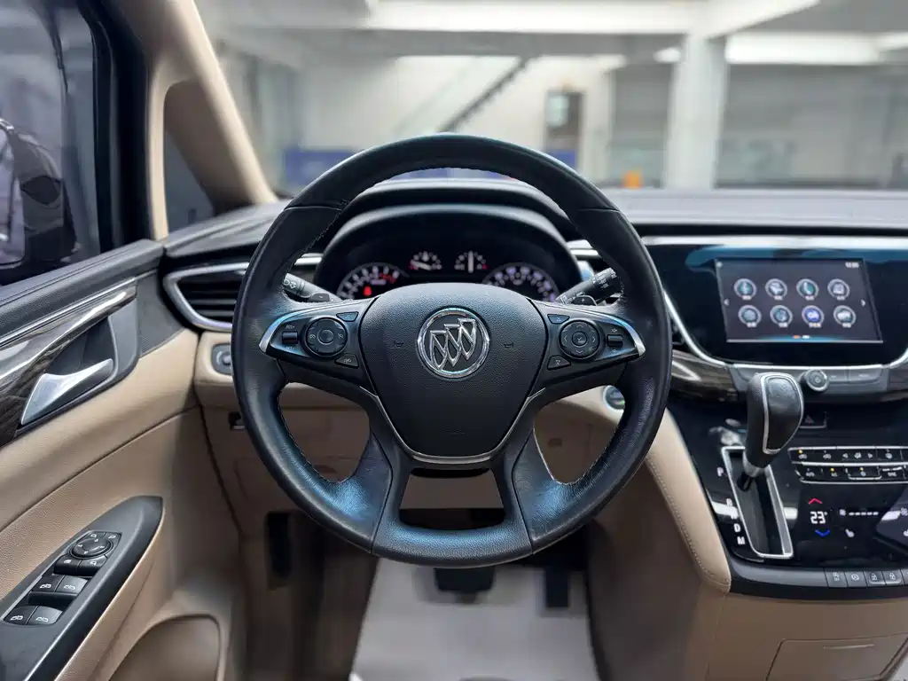 Buick GL8 — миниатюра 10