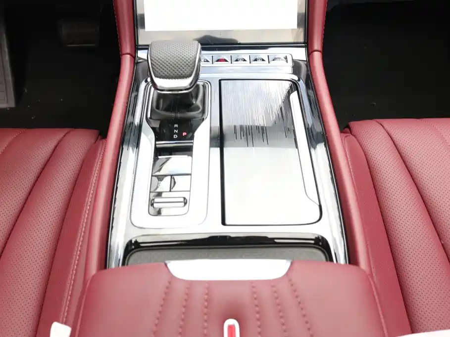Hongqi Hongqi H5 PHEV — миниатюра 7