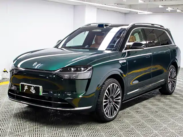 AITO ASK THE WORLD M9 2025