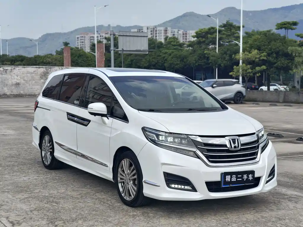 Honda Elysion — миниатюра 3