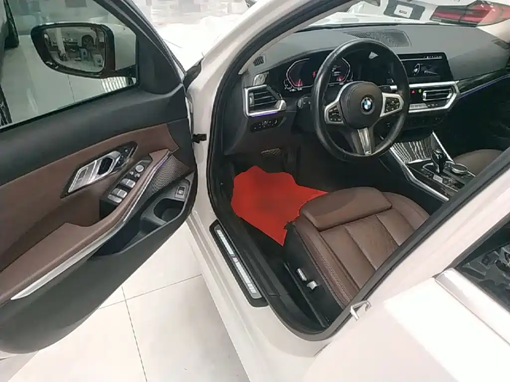 BMW 3 Series — миниатюра 16