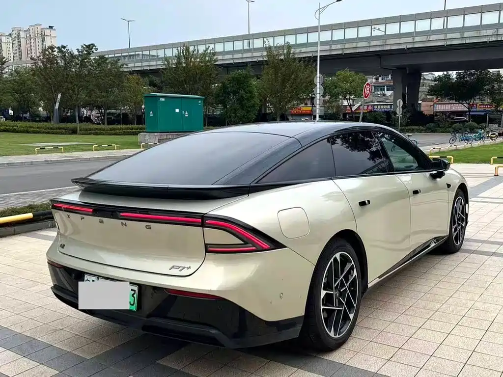XPeng P7+ — миниатюра 8