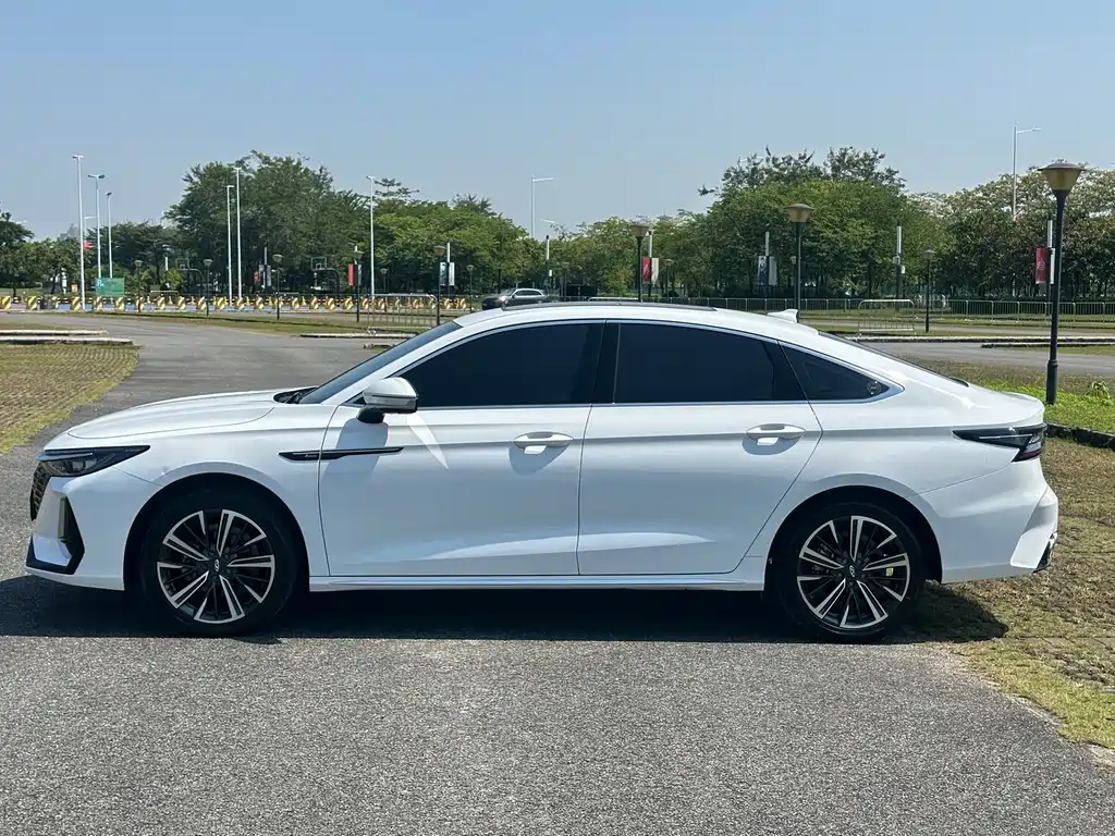 Chery Arrizo 8 — миниатюра 38