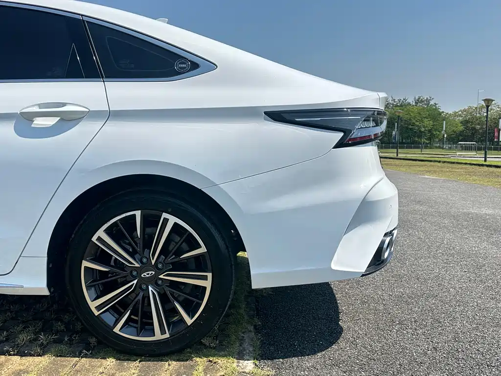 Chery Arrizo 8 — миниатюра 37