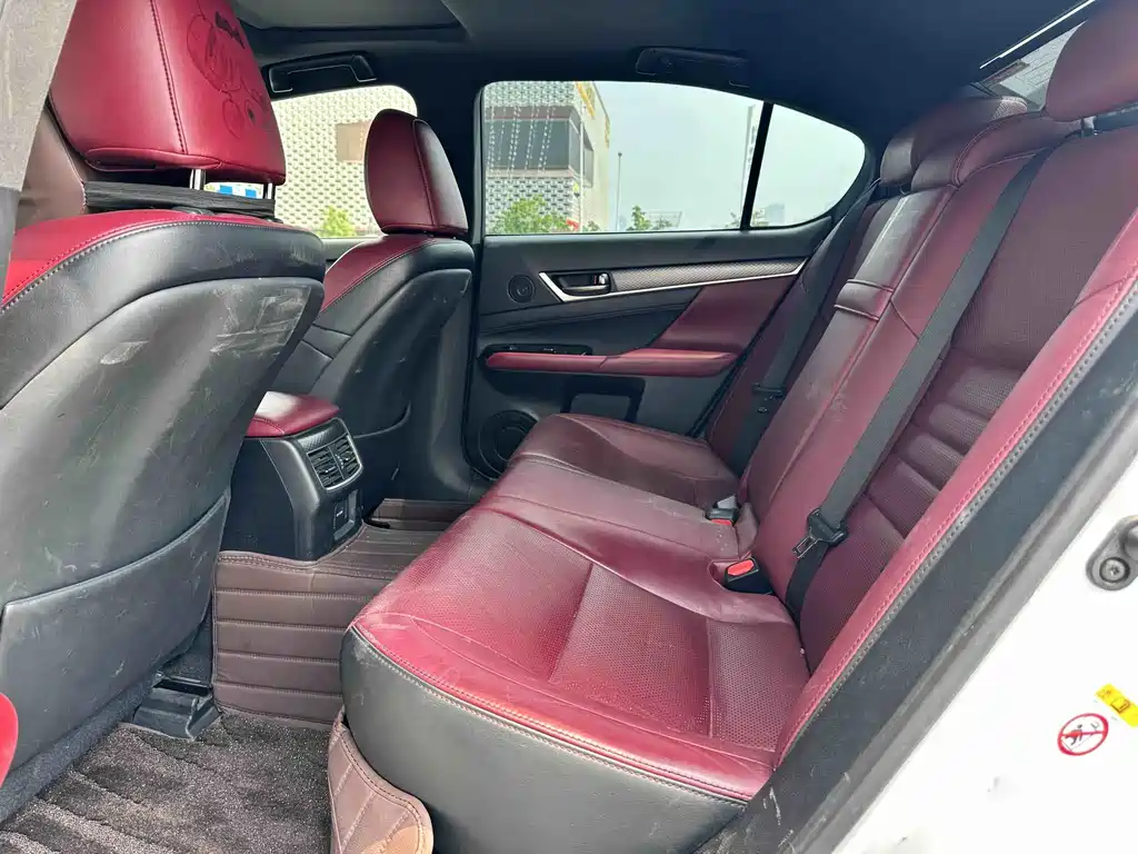 Lexus GS — миниатюра 6