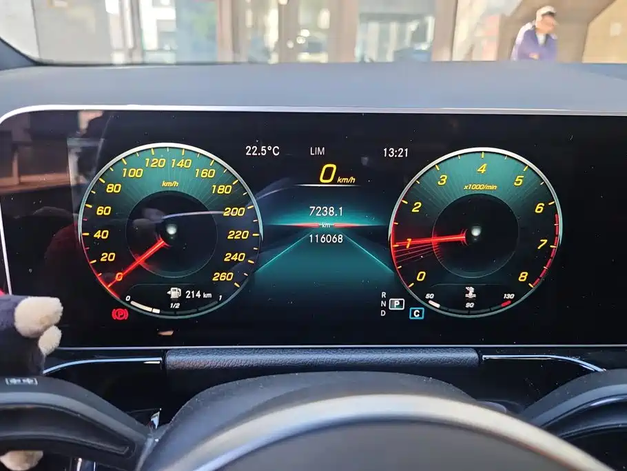 Mercedes-Benz B-Class — миниатюра 14