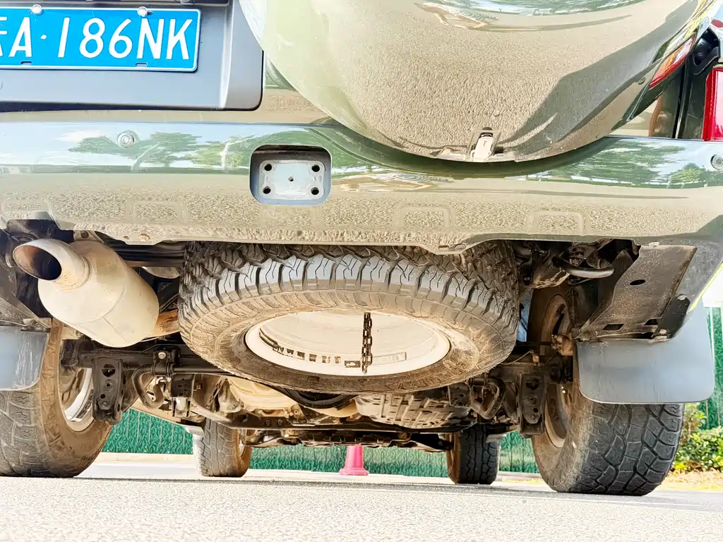 Toyota Land Cruiser 4.0L V6 Middle East Limited Edition, фото 21