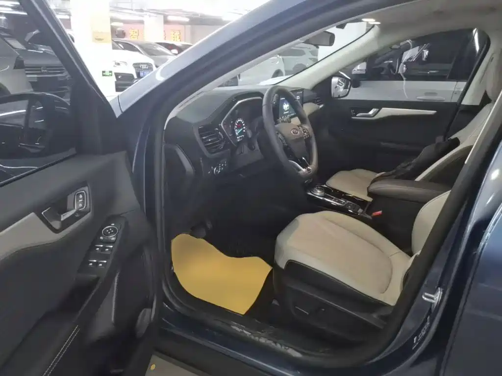 Ford Escape — миниатюра 16
