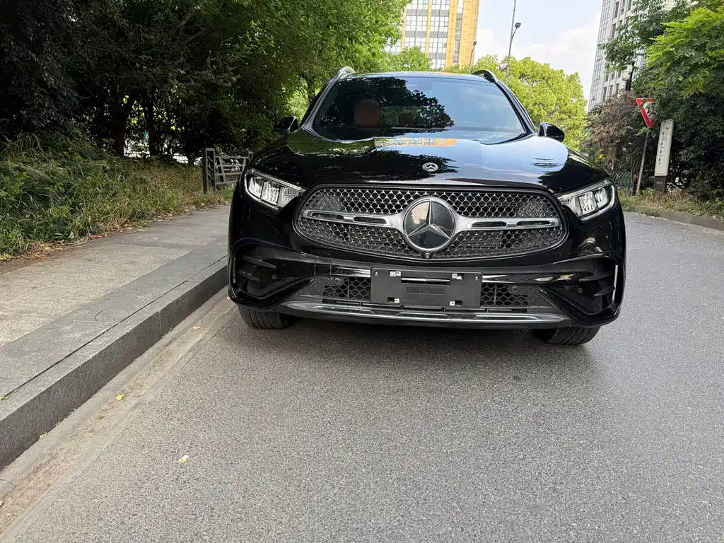 Mercedes-Benz GLC 2025 GLC 300 L 4MATIC 5 мест