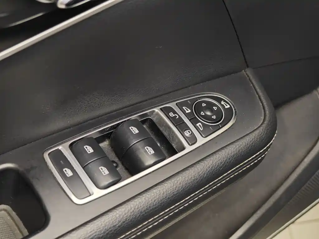 BYD Song MAX MAX 2018 1.5T AT Flagship 6 мест
