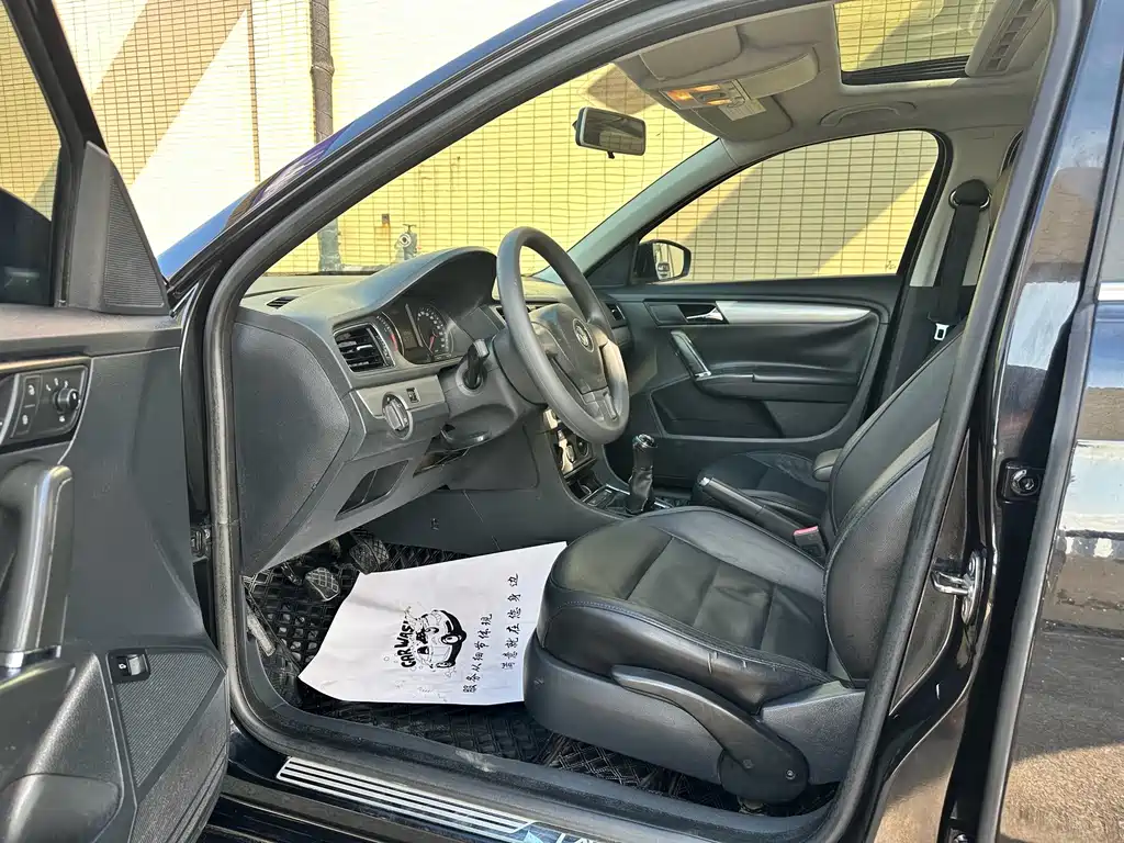 Volkswagen Lavida — миниатюра 8