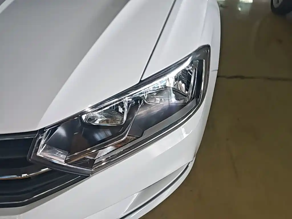 Volkswagen Bora — миниатюра 24