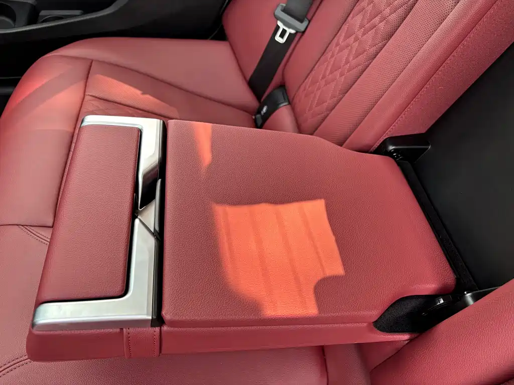 BMW 3 Series — миниатюра 8