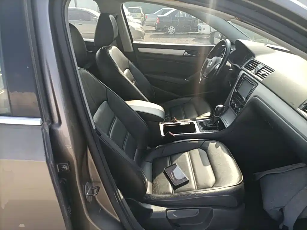 Volkswagen Passat — миниатюра 25
