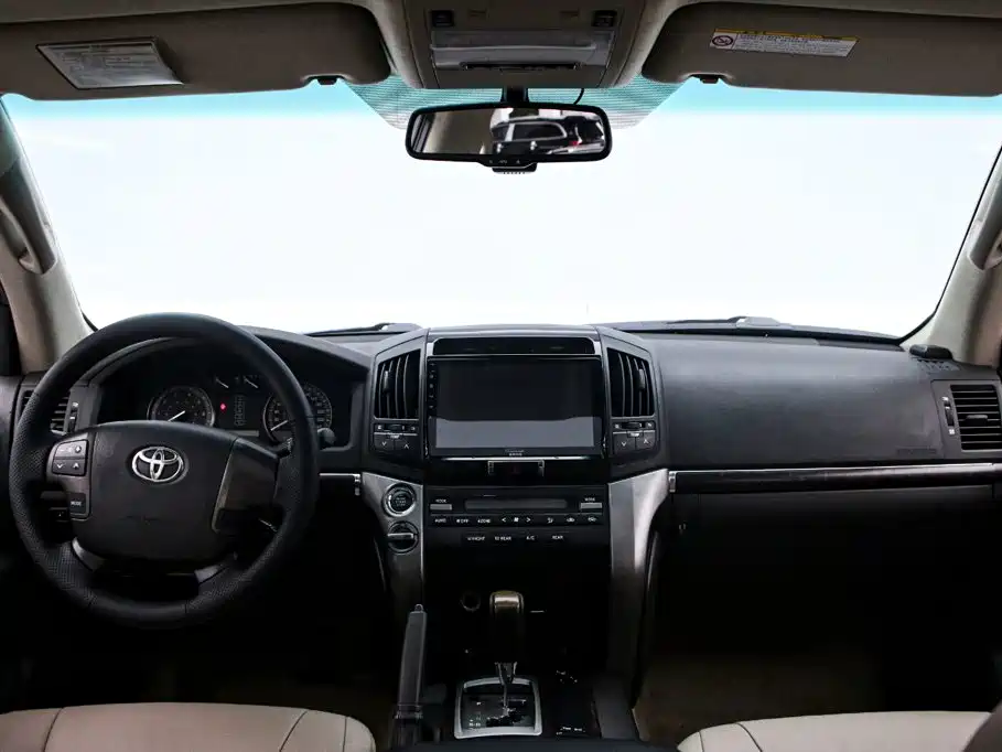 Toyota Land Cruiser — миниатюра 5