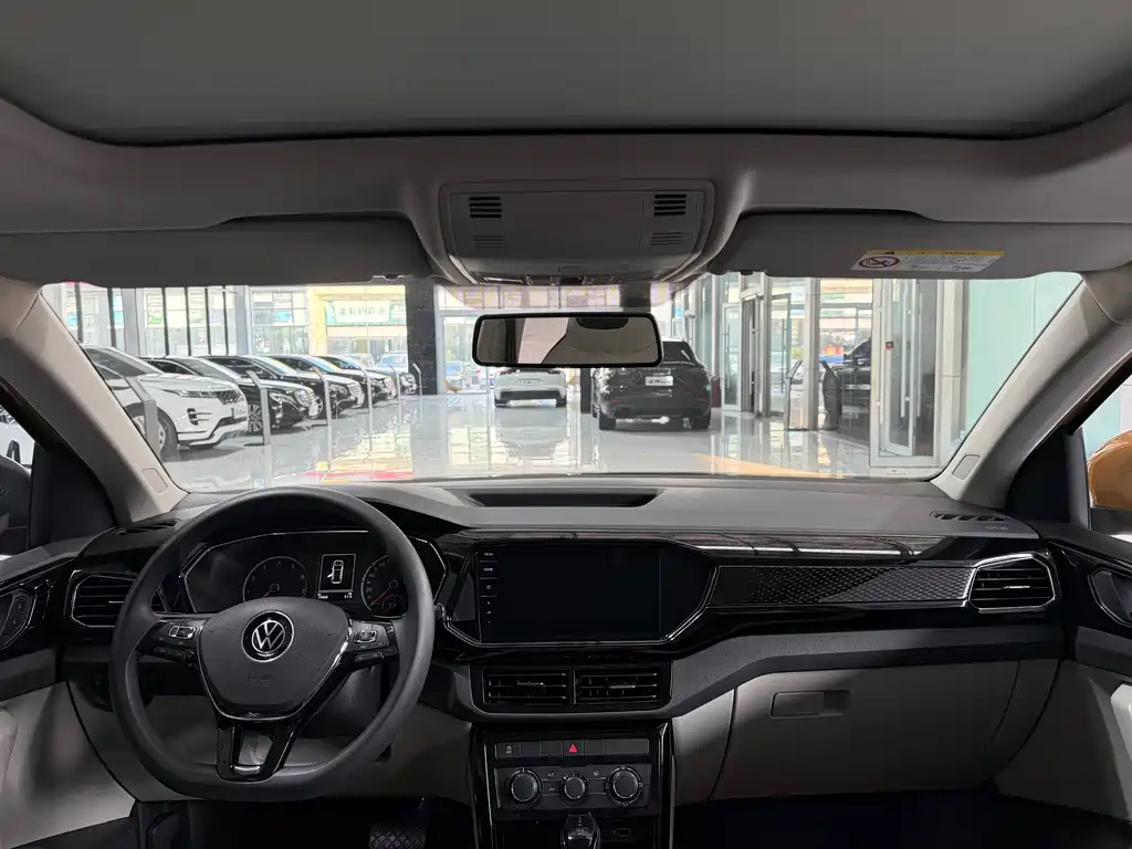 Volkswagen T-Cross — миниатюра 8