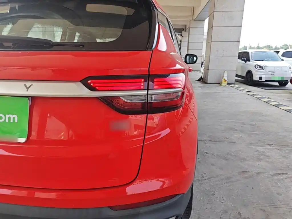 Geely Binyue — миниатюра 8