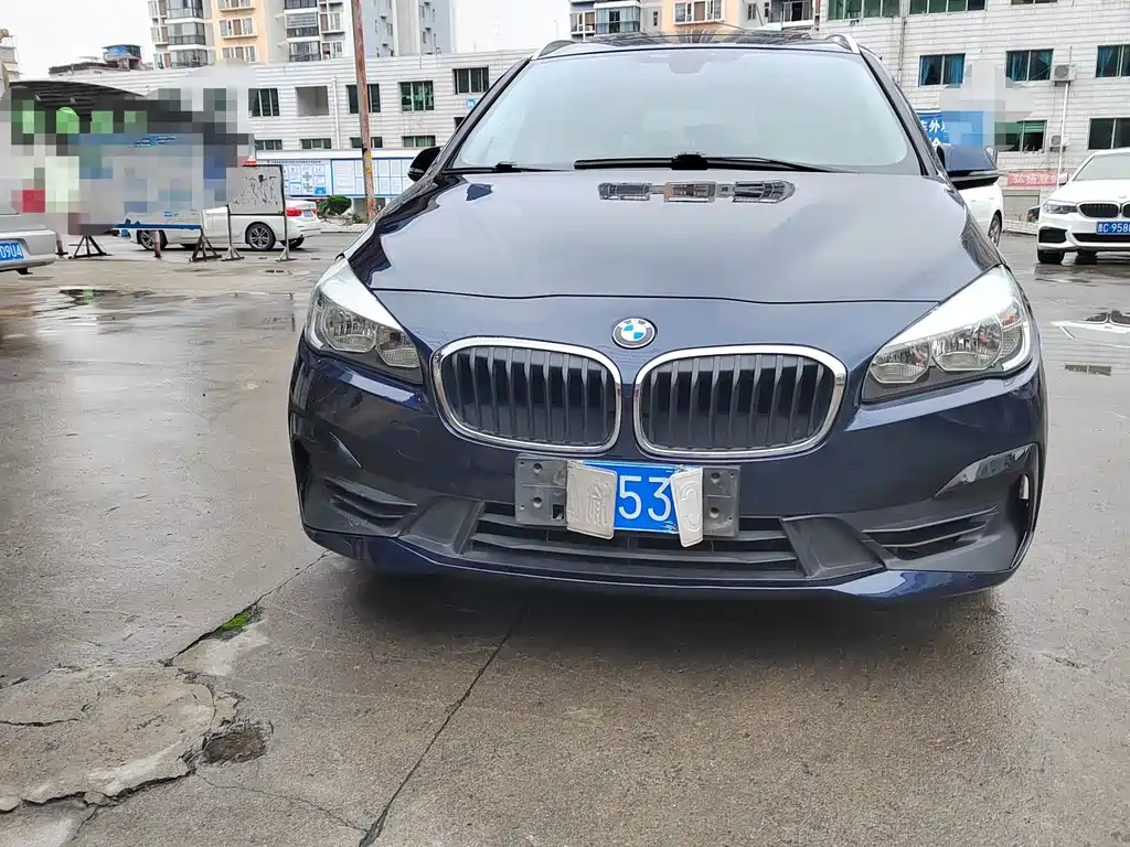 BMW 2 SERIES MULTIFUNCTIONAL STATION WAGON