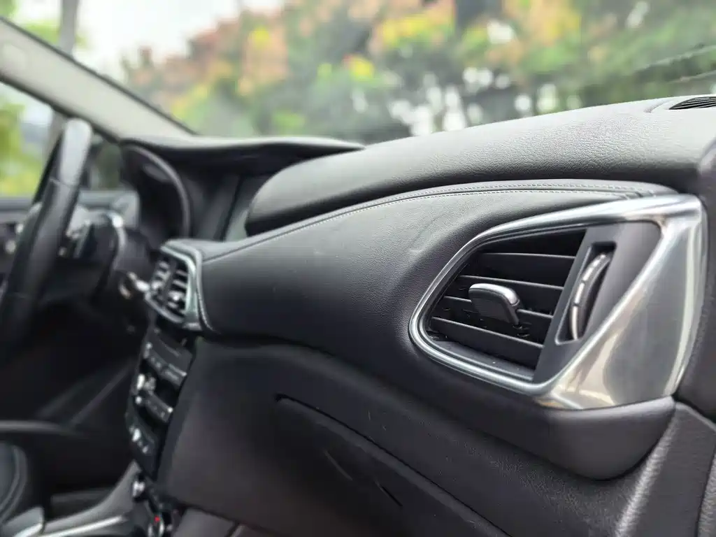 Infiniti QX30 — миниатюра 12