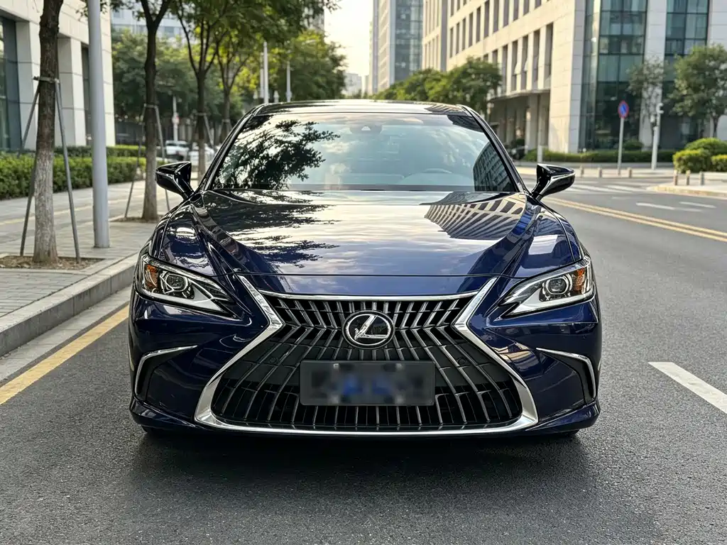 Lexus ES — миниатюра 2