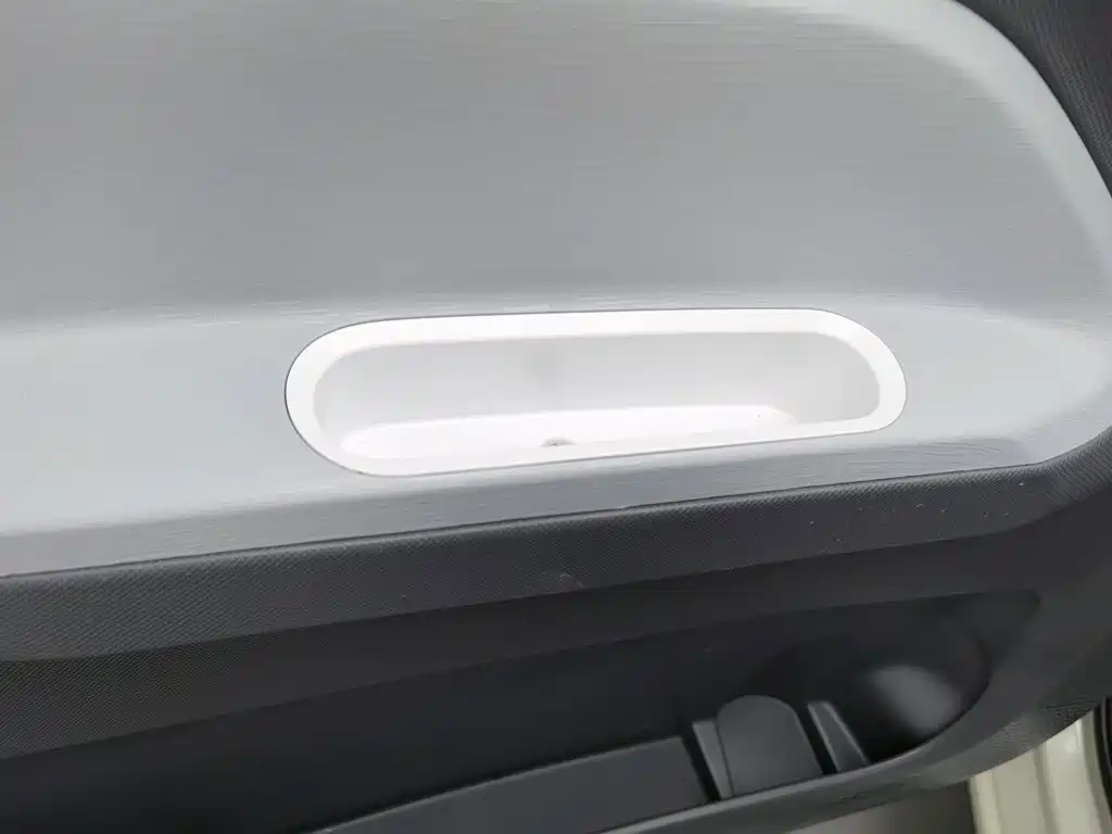 Wuling MINIEV — миниатюра 9