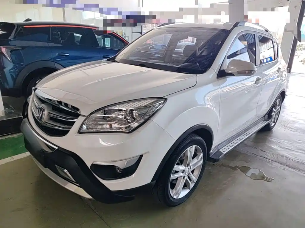 Changan CS35 — миниатюра 2