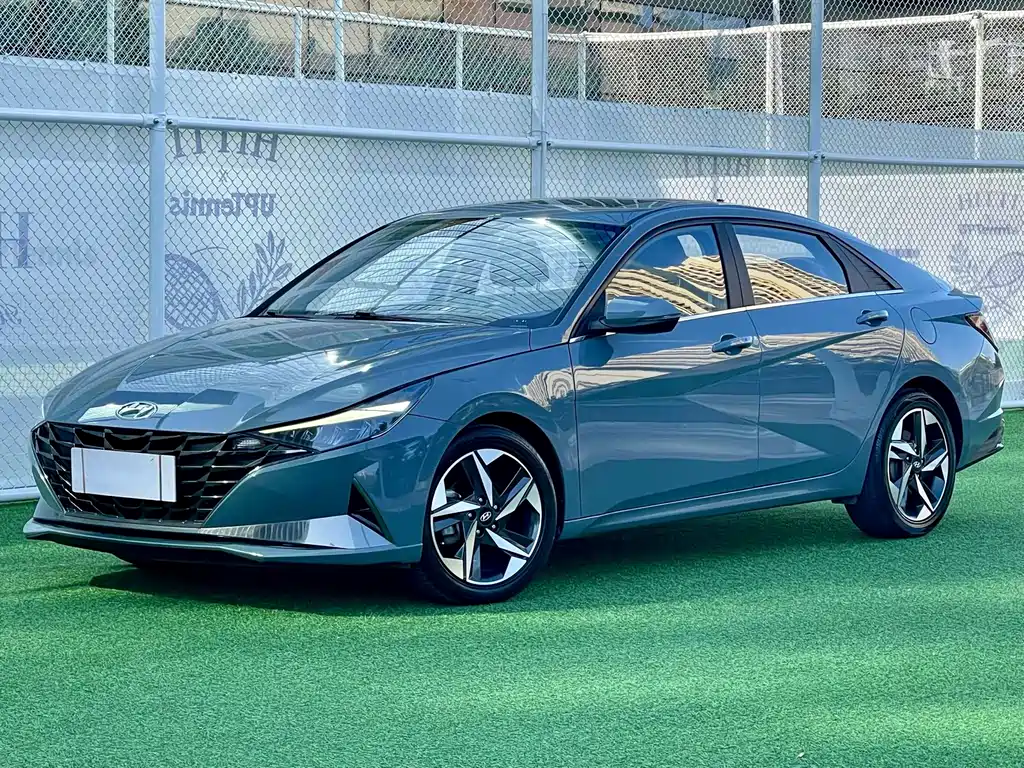 Hyundai Elantra 2021