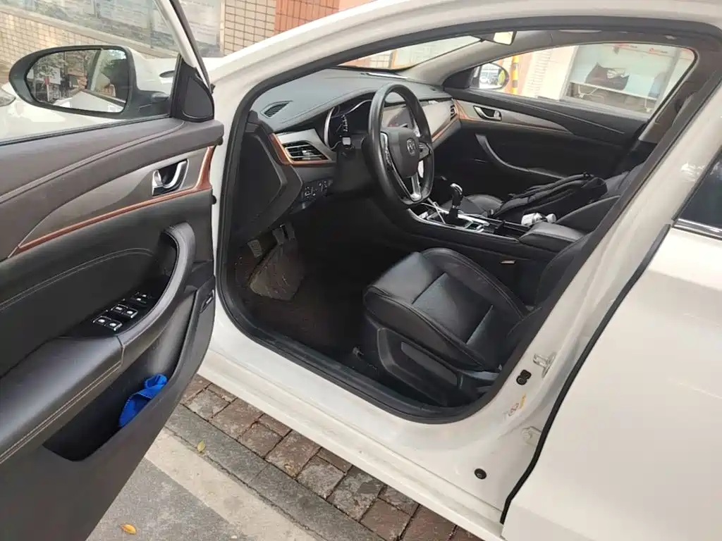 Changan Eado XT — миниатюра 16
