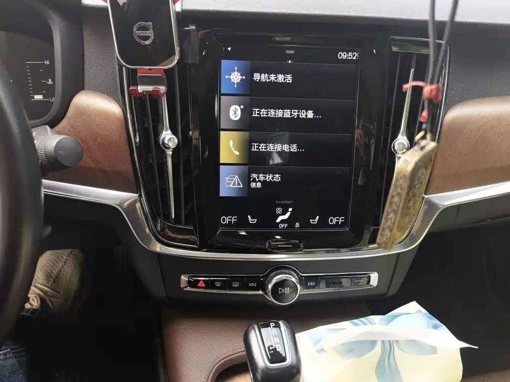 Volvo S90 — миниатюра 9