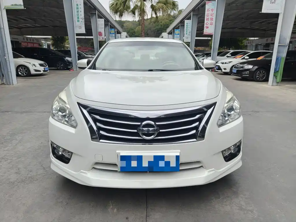 NISSAN TEANA